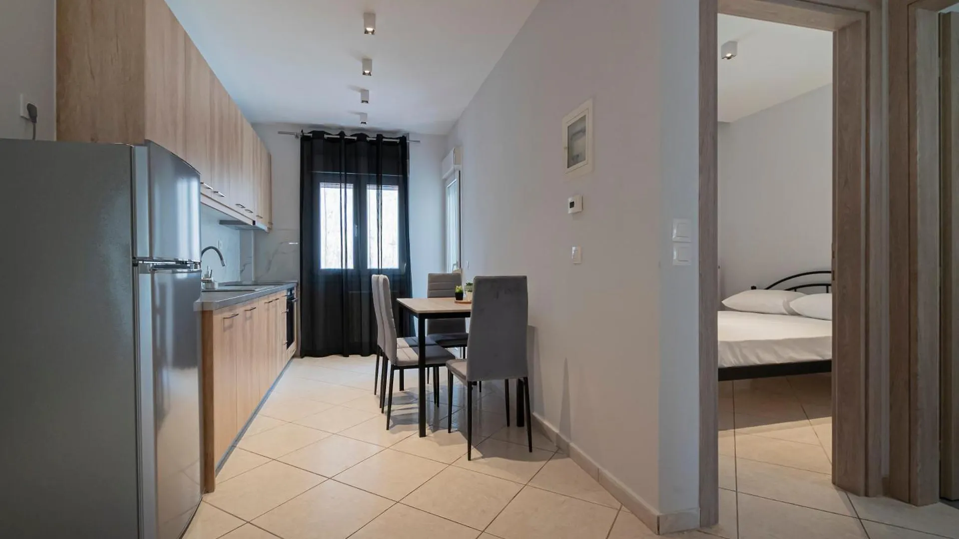 V & G Apartment By Rentalspro - Nea Moudania Halkidiki Grekland