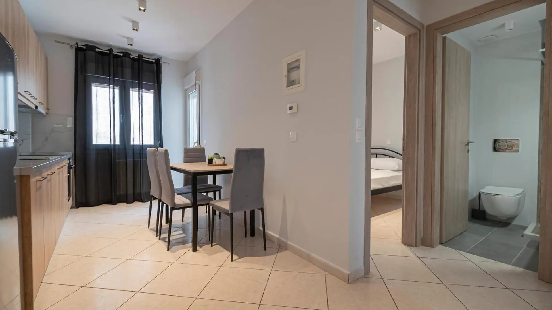 V & G Apartment By Rentalspro - Nea Moudania Halkidiki